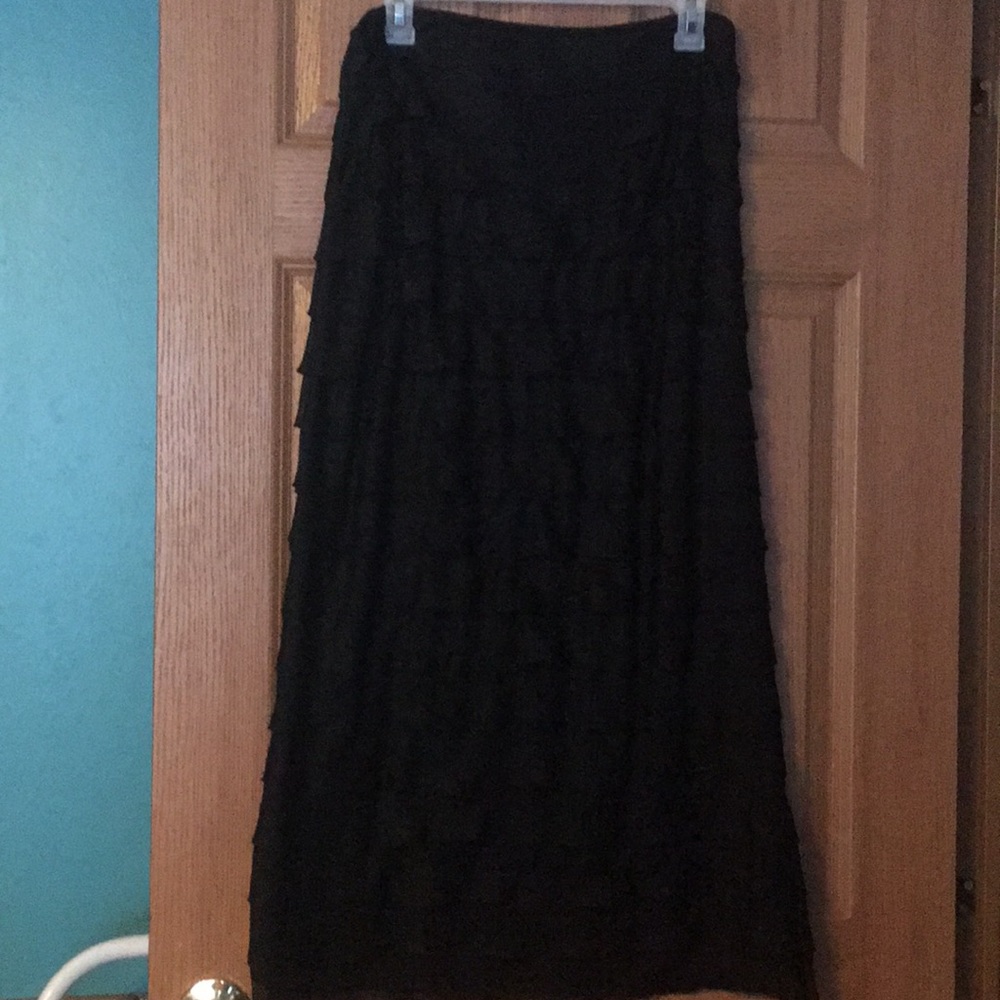 Ladies ruffled skirt